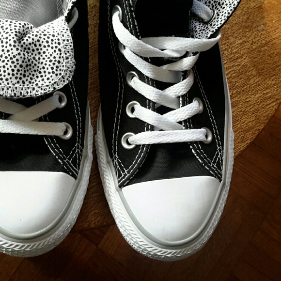 Women's size 8 black grey double tongue NWOT - Picture 4 of 4